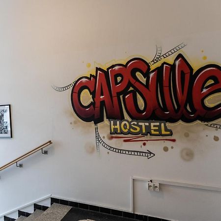 Capsule Hostel Andel Centre Spirit Prága Kültér fotó